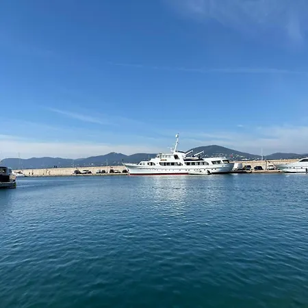 La Maison Soleil Overlooking The Bay Of St Tropez Holiday home Cogolin
